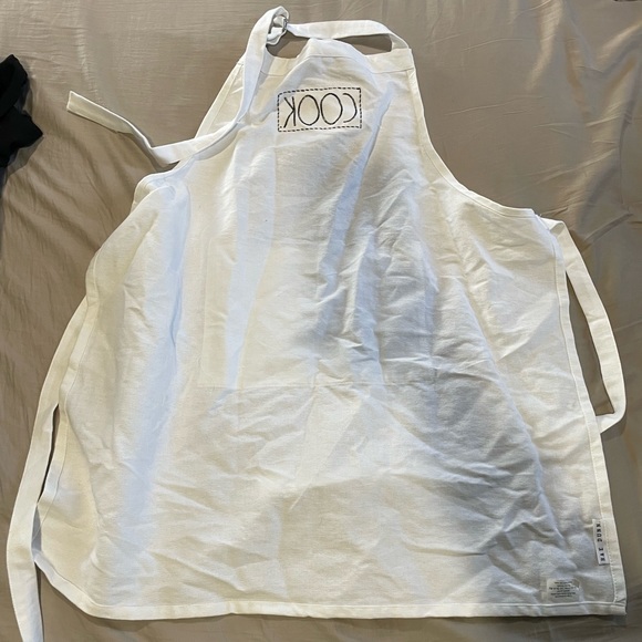 Rae Dunn “Cook” apron - Picture 5 of 6